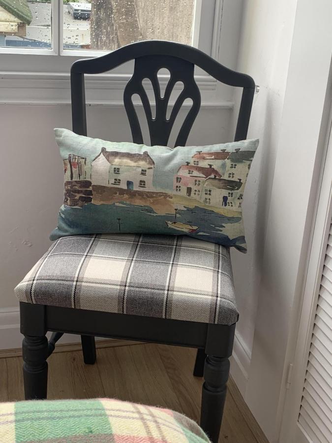 Beautiful Flat With Harbour Views 텐비 외부 사진