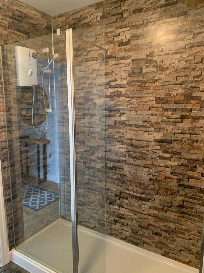 Beautiful Flat With Harbour Views 텐비 외부 사진