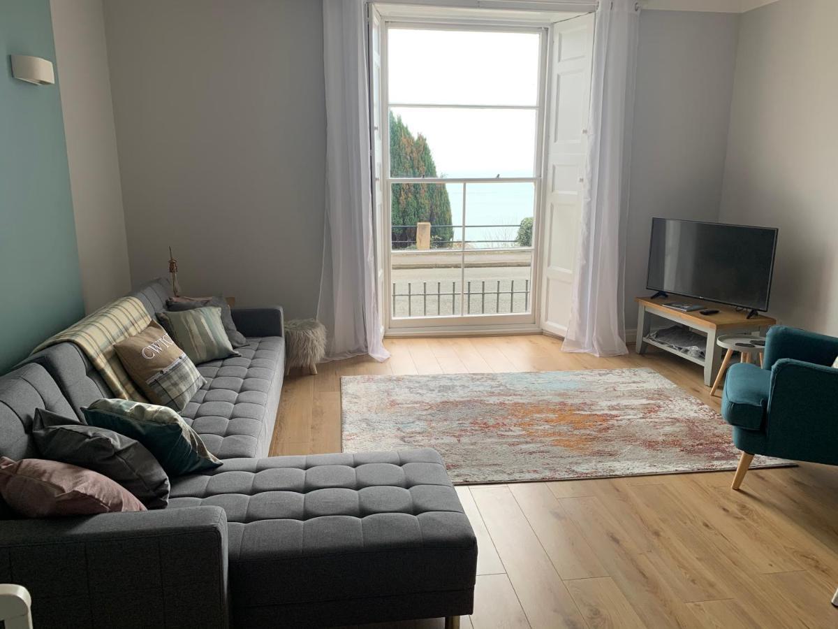Beautiful Flat With Harbour Views 텐비 외부 사진
